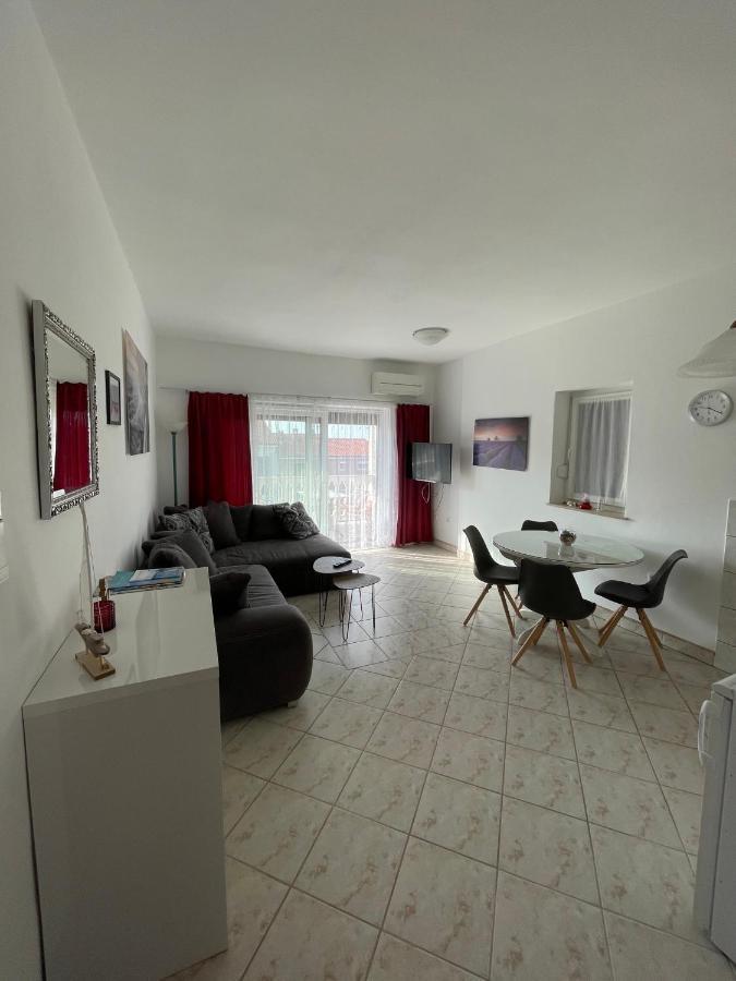 Apartment Kati 茨里克韦尼察 外观 照片